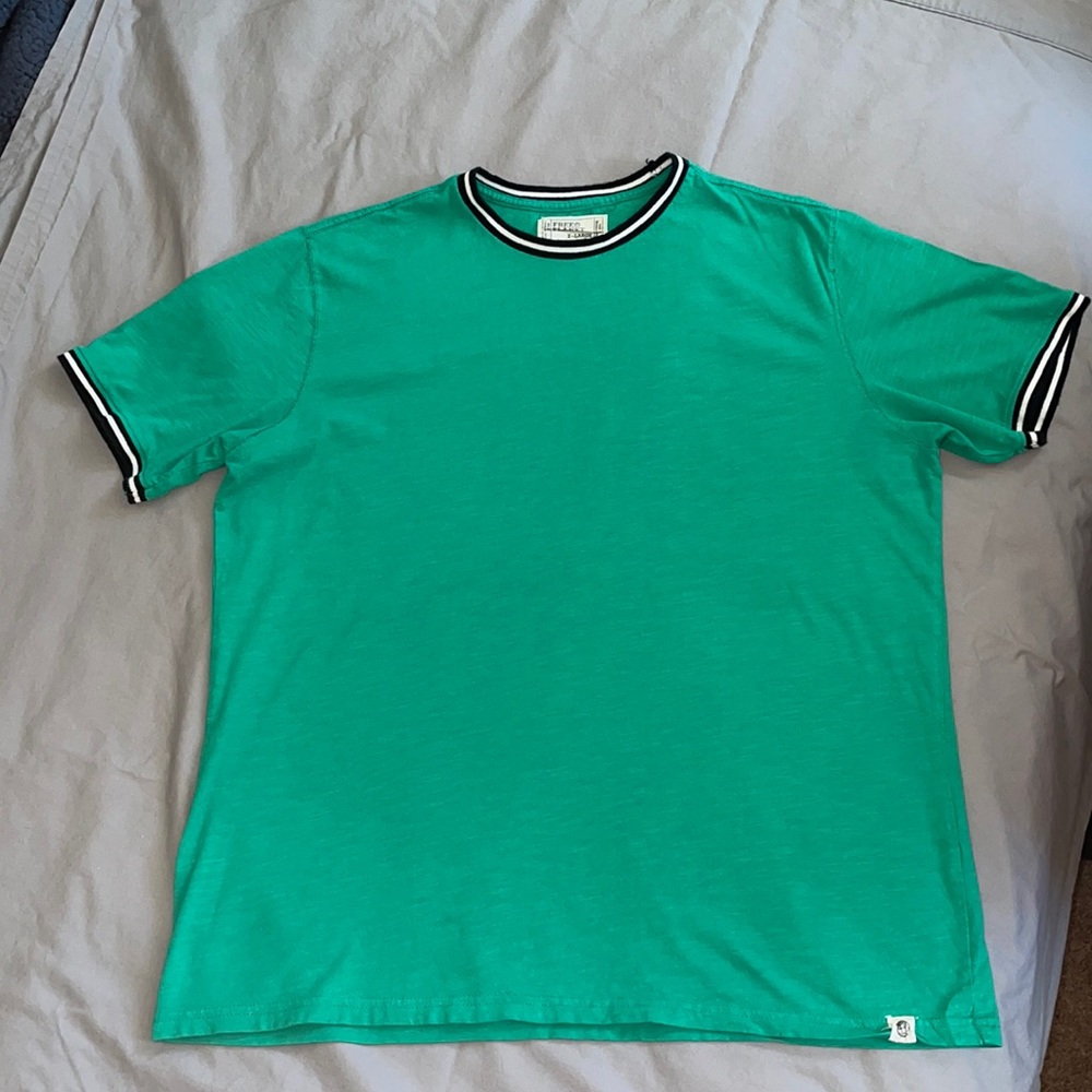 Green Tee - black collar/arms